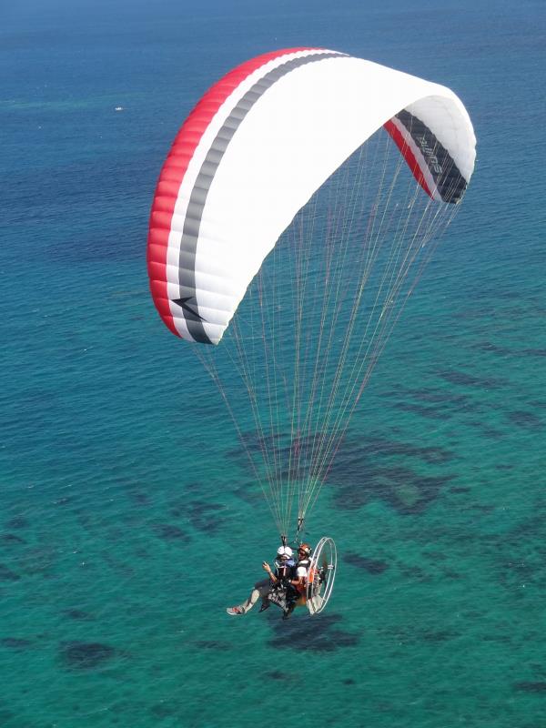 【极致体验】冲绳观海动力滑翔伞(含接送)